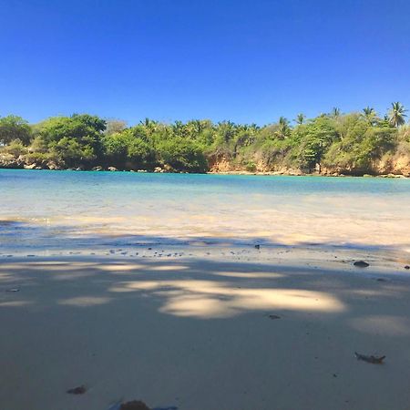Hotel Restaurant Cyvadier Plage Jacmel Dış mekan fotoğraf