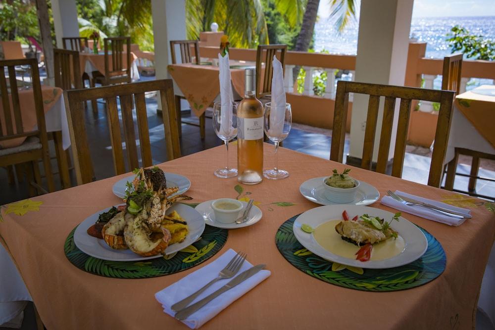 Hotel Restaurant Cyvadier Plage Jacmel Dış mekan fotoğraf