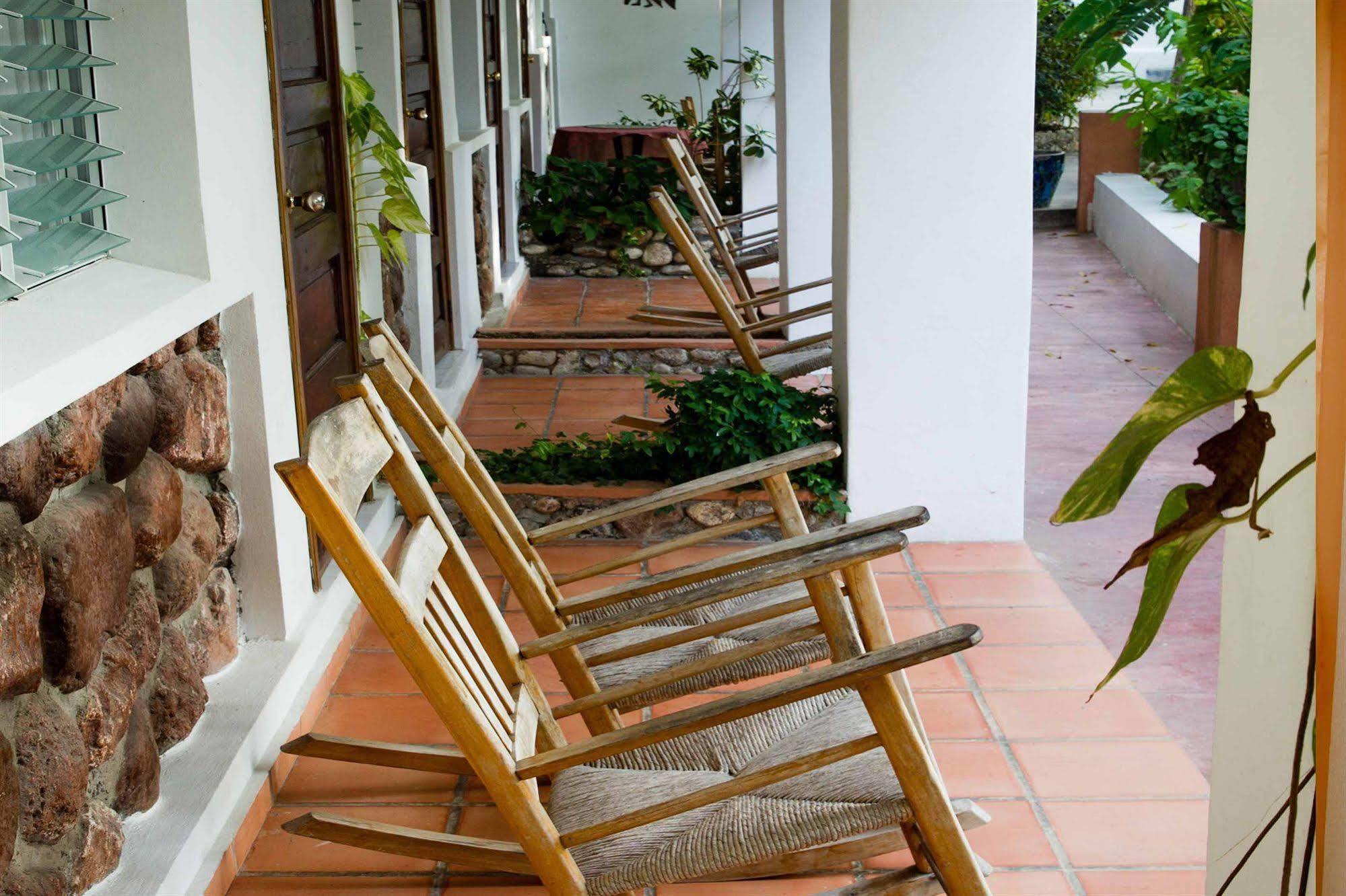 Hotel Restaurant Cyvadier Plage Jacmel Dış mekan fotoğraf