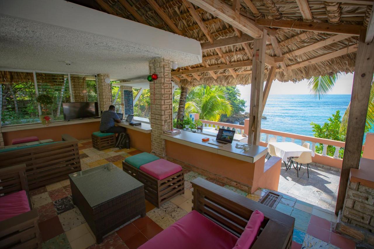 Hotel Restaurant Cyvadier Plage Jacmel Dış mekan fotoğraf