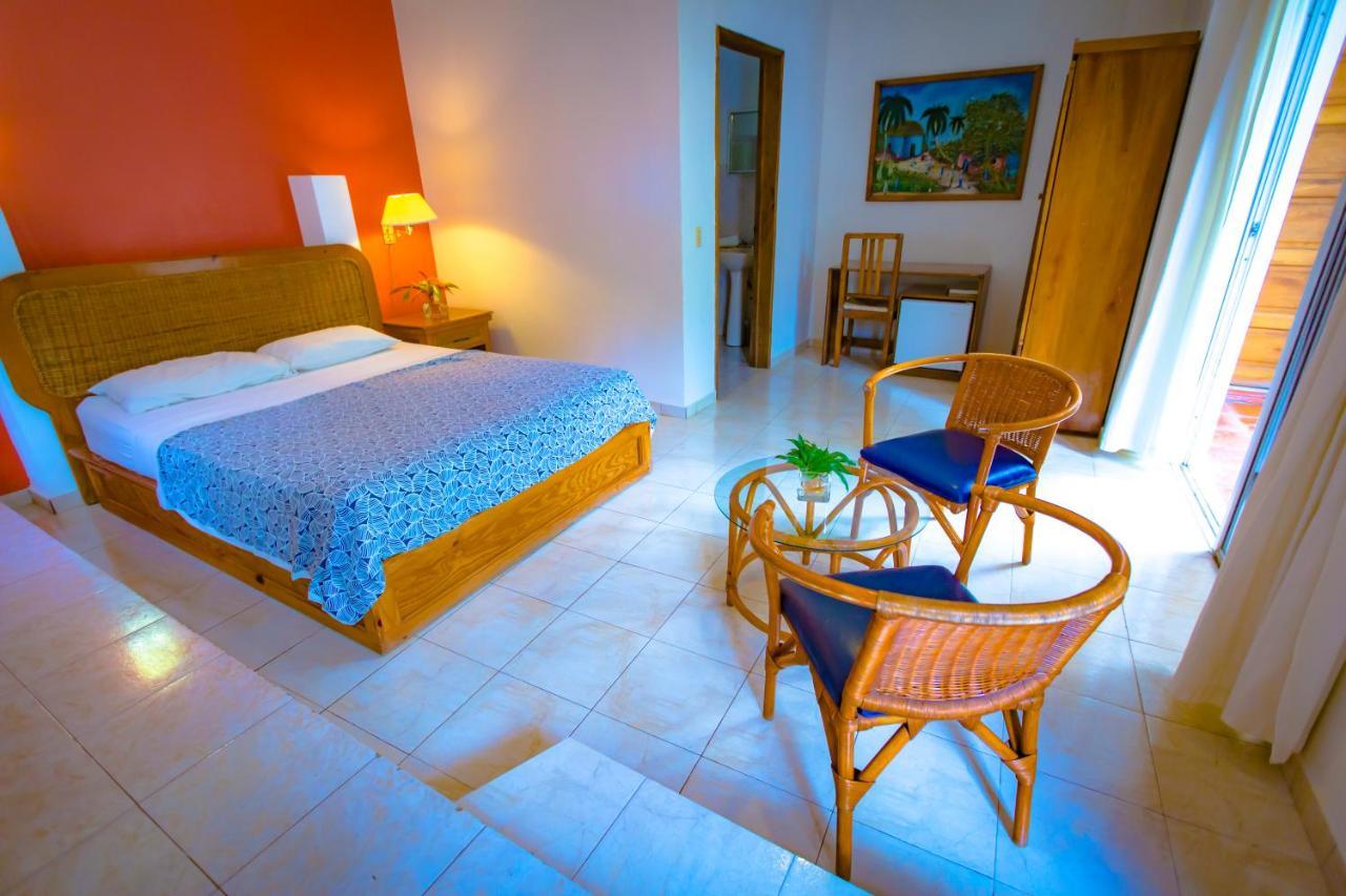 Hotel Restaurant Cyvadier Plage Jacmel Dış mekan fotoğraf