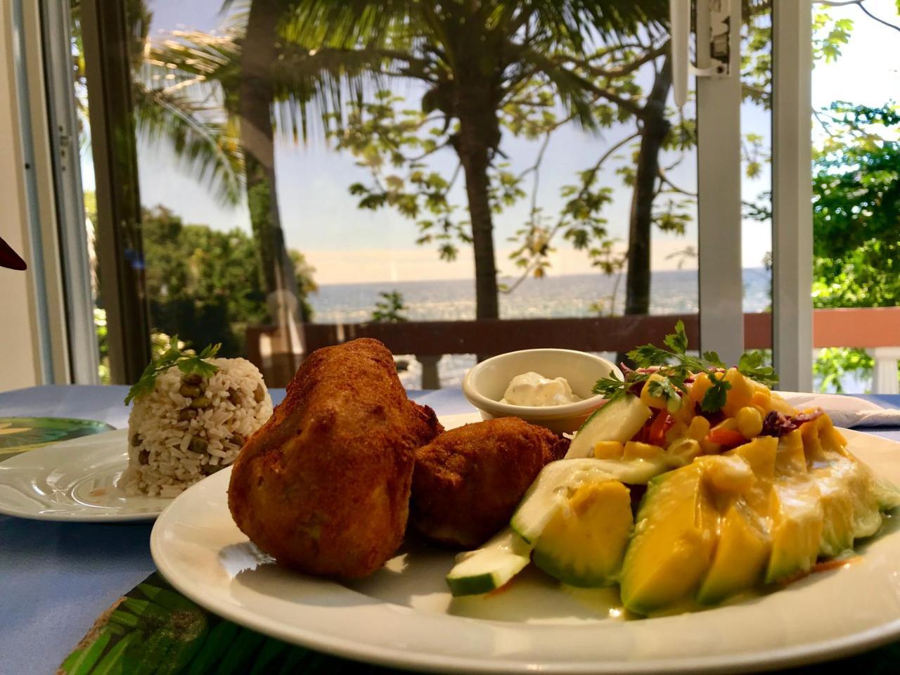 Hotel Restaurant Cyvadier Plage Jacmel Dış mekan fotoğraf